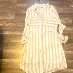 Passport size small striped Ivory/ taupe color mid dress